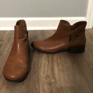 brown booties
